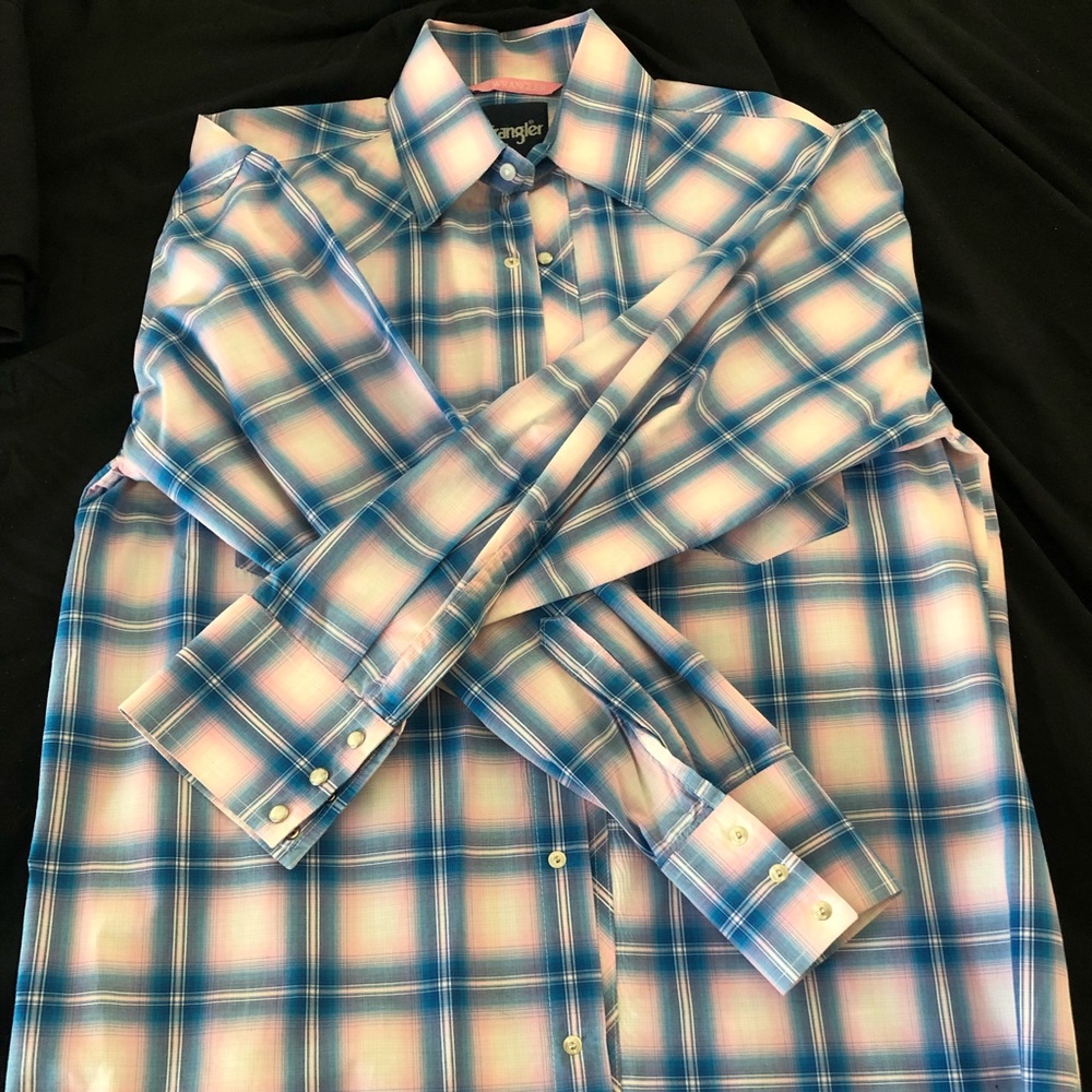 Men’s Wranglers Button Up